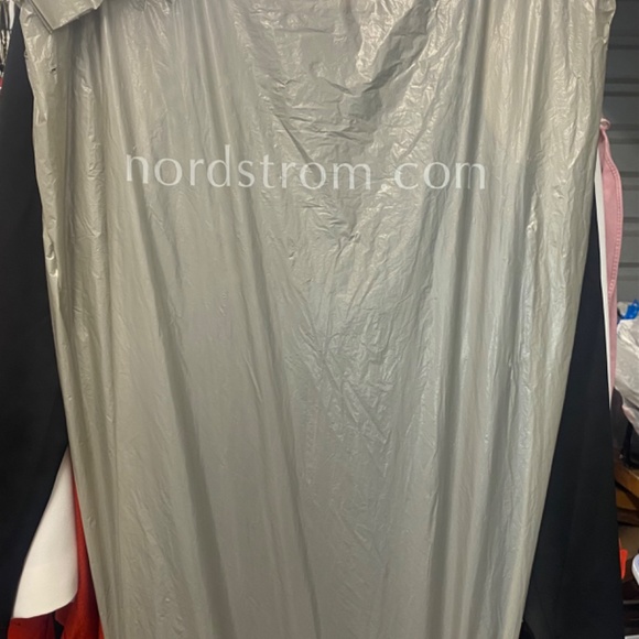 Evening gown - Picture 4 of 4